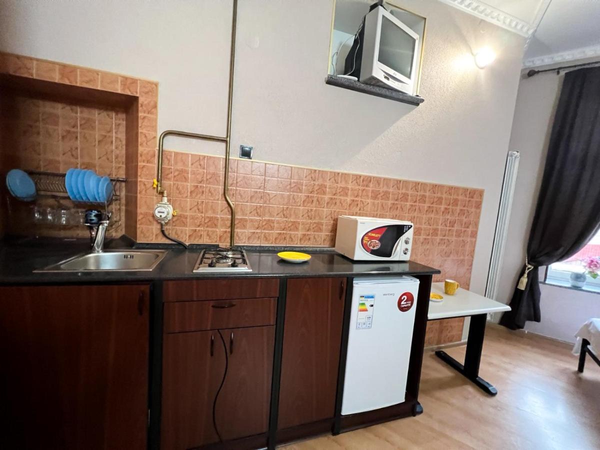 קייב Apartment In The Historic Center מראה חיצוני תמונה