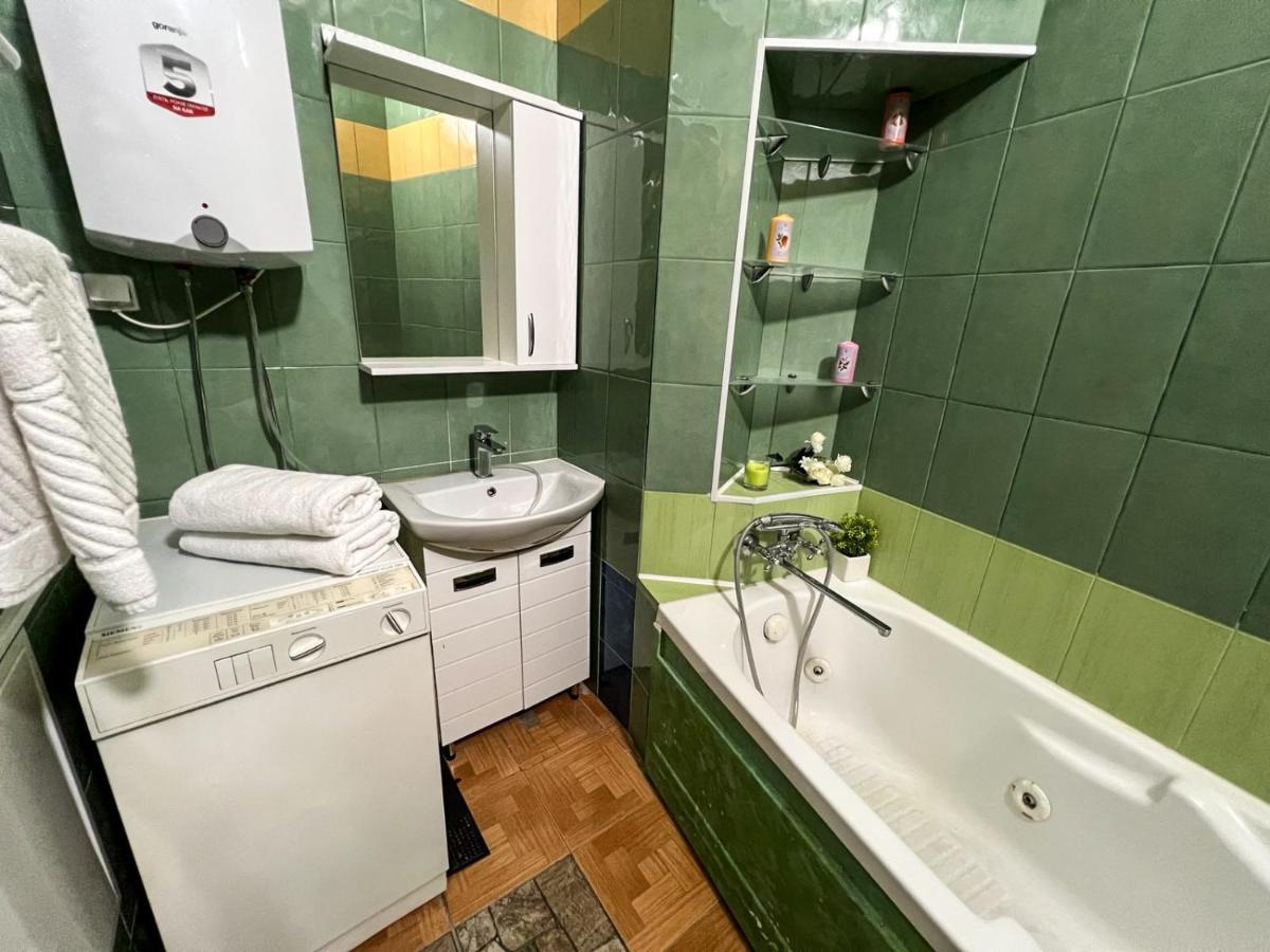 קייב Apartment In The Historic Center מראה חיצוני תמונה