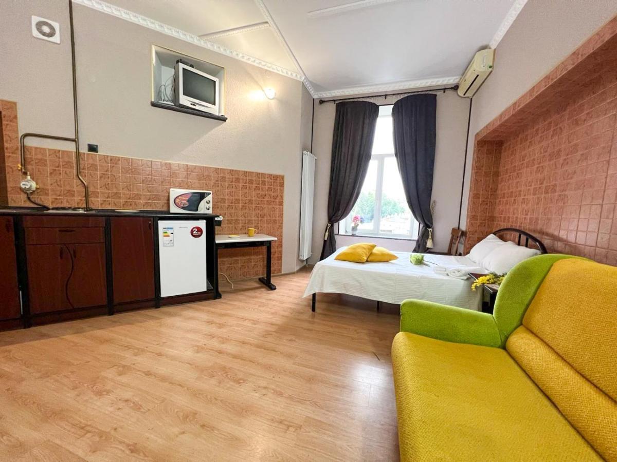קייב Apartment In The Historic Center מראה חיצוני תמונה