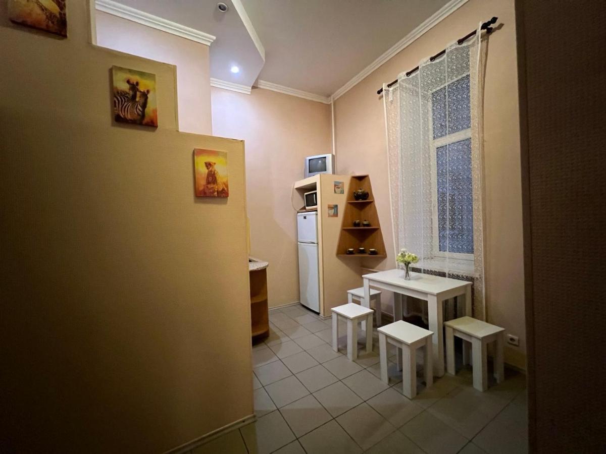 קייב Apartment In The Historic Center מראה חיצוני תמונה